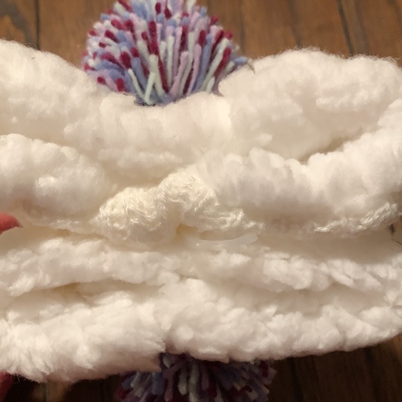 Aerosoles Knit Faux Fur Lined Gripper Slipper Socks - Picture 5 of 5